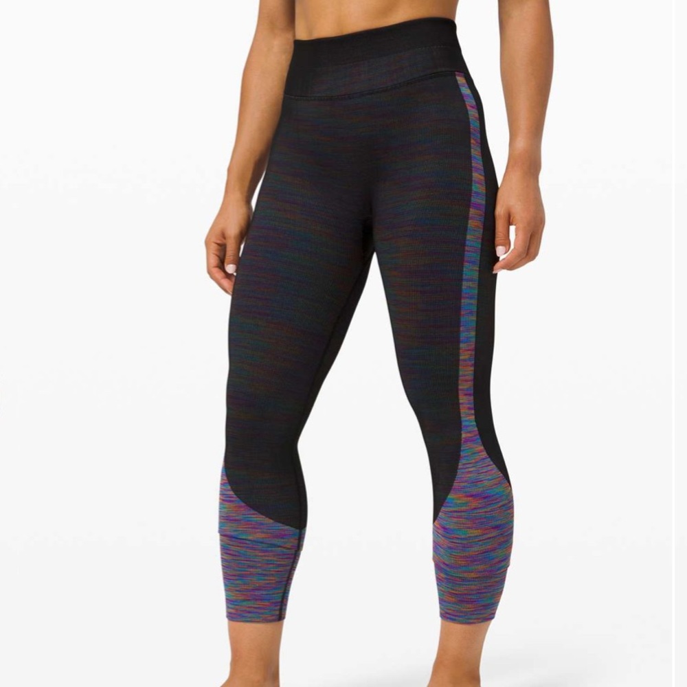 Love revealed Lululemon tights EUC
